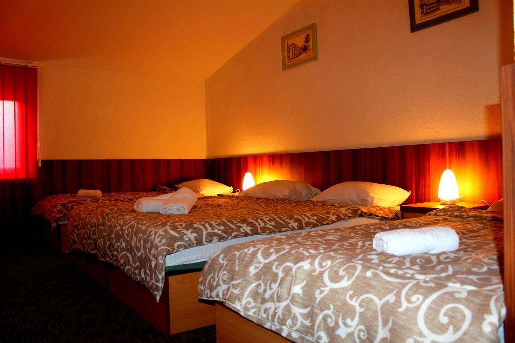Hotel Piramida Sunca ヴィソコ エクステリア 写真