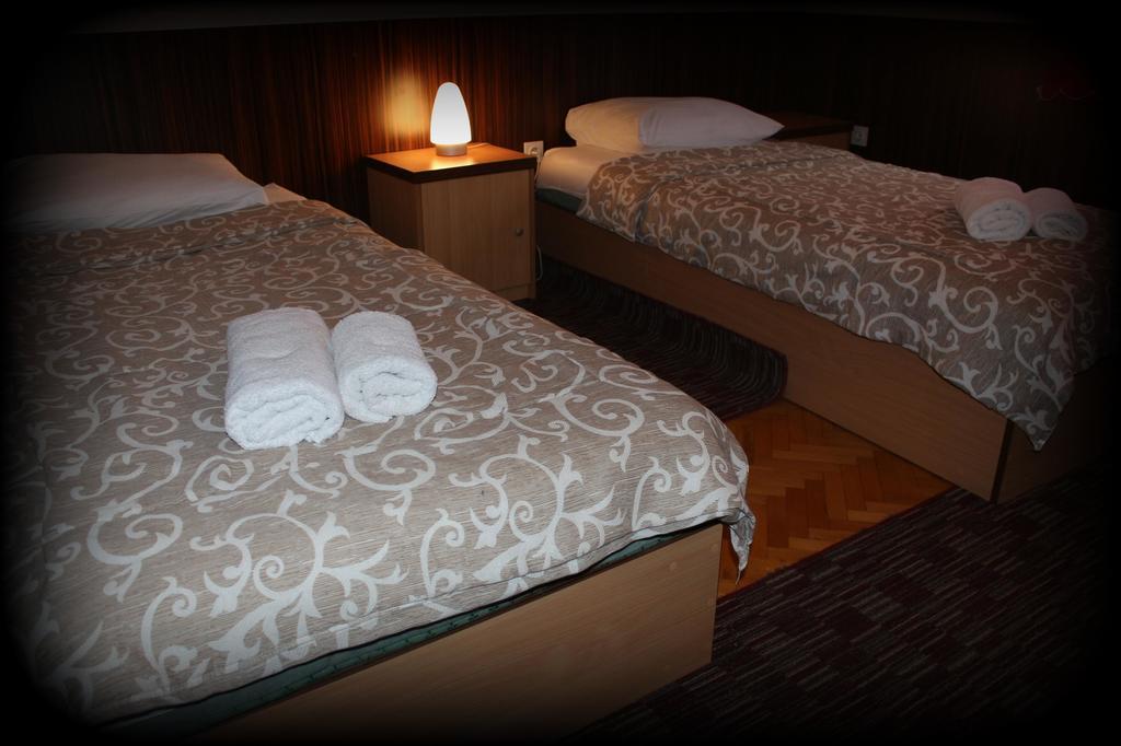 Hotel Piramida Sunca ヴィソコ エクステリア 写真