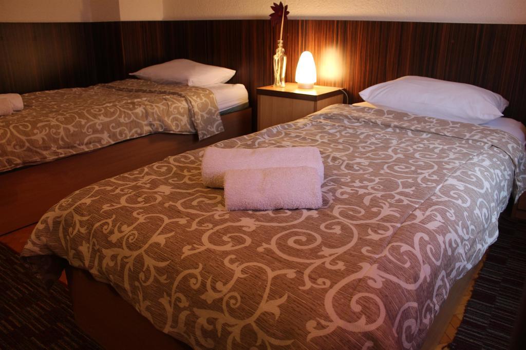 Hotel Piramida Sunca ヴィソコ エクステリア 写真