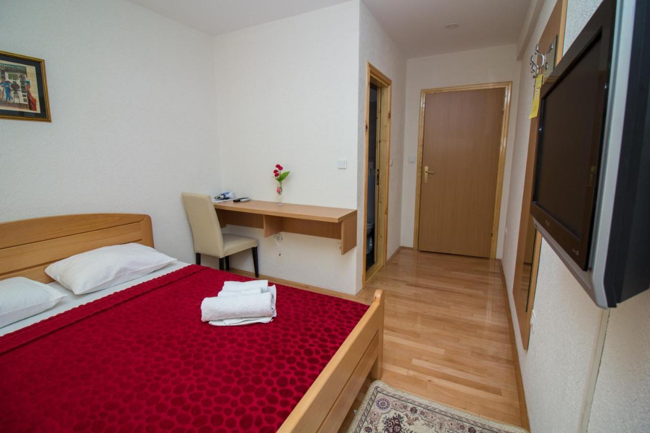 Hotel Piramida Sunca ヴィソコ エクステリア 写真